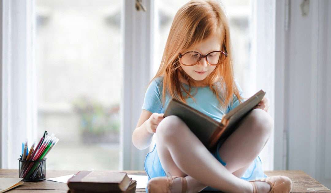 Top tips for reading history - Girl Reading Book